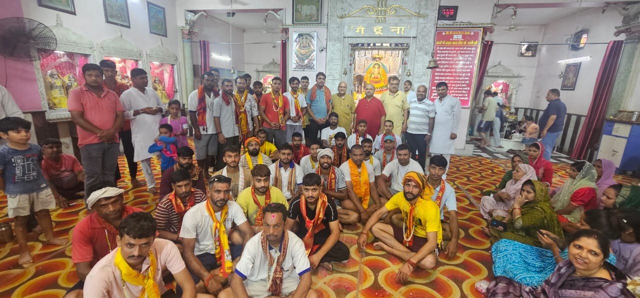 Hansi became a mini Khatu Dham.